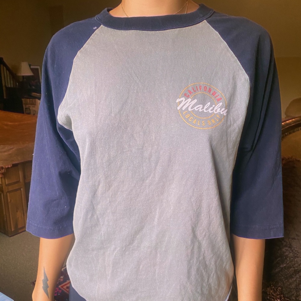 Brandy Melville graphic tee